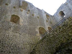 Die Weidelsburg bei Naumburg (Foto: Karl-Franz Thiede)